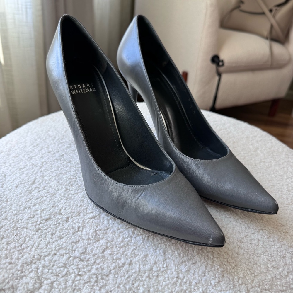 Stuart Weitzman pumps, size 8.5